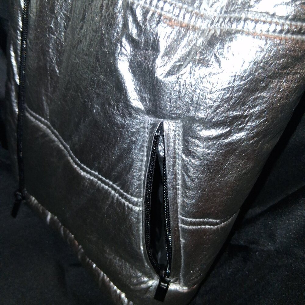 Silver Vest - Picture 3 of 4